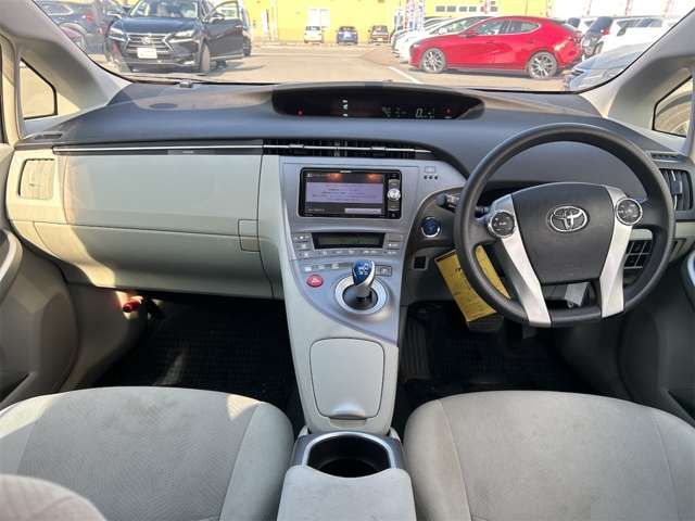 TOYOTA PRIUS 2014