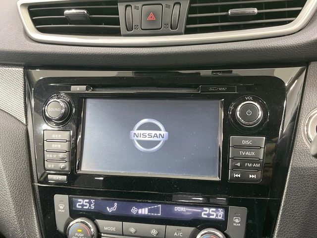 NISSAN X-TRAIL 2WD 2015