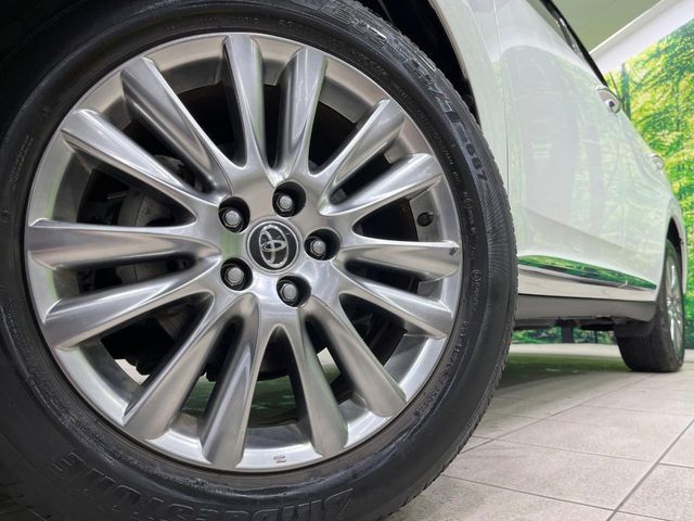 TOYOTA HARRIER HYBRID 2015