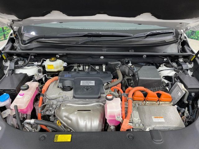 TOYOTA HARRIER HYBRID 2015