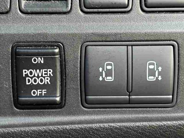 NISSAN SERENA  WG 2018