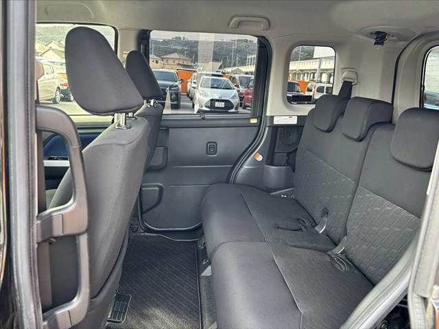 TOYOTA ROOMY 4WD 2018