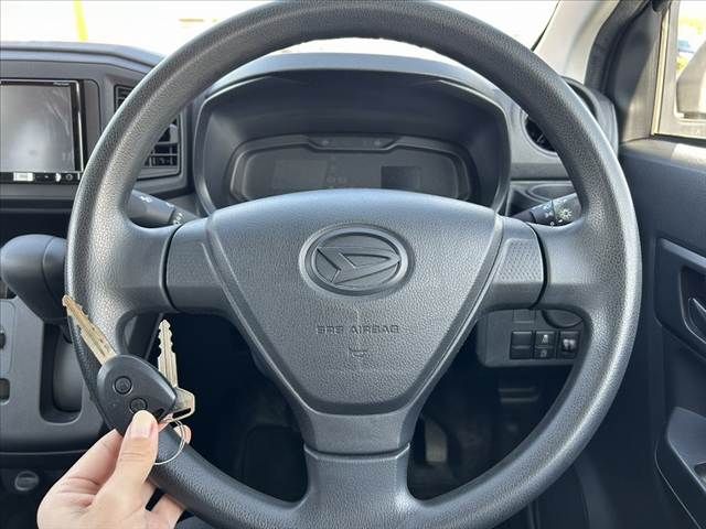 DAIHATSU MIRA e:S 2019