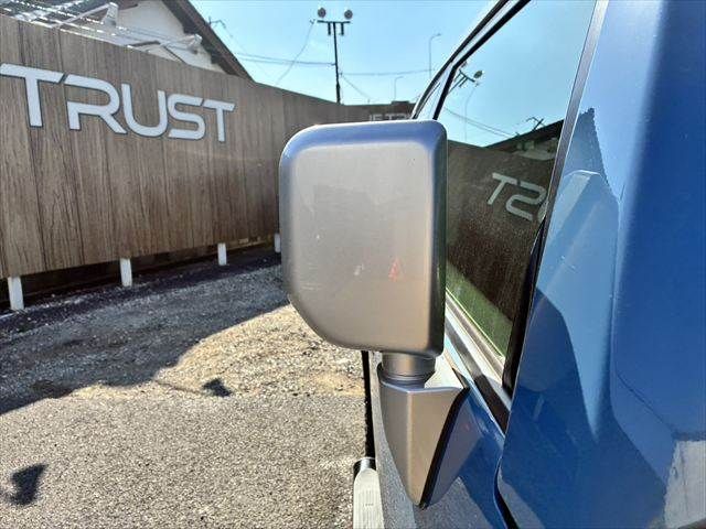 TOYOTA FJ CRUISER 4WD 2013