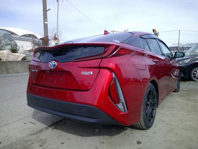 TOYOTA PRIUS PHV 2018