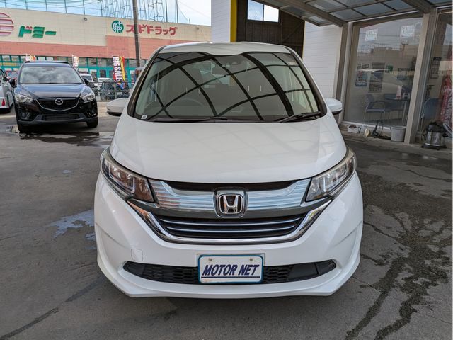 HONDA FREED plus HYBRID 4WD 2017