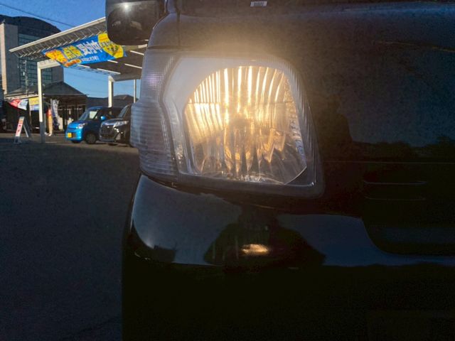 TOYOTA PIXIS van 2016