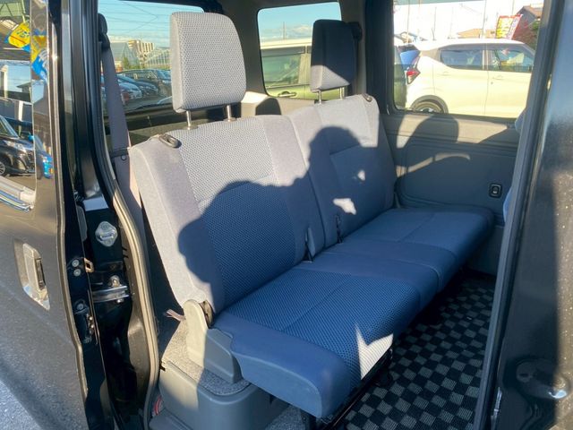 TOYOTA PIXIS van 2016