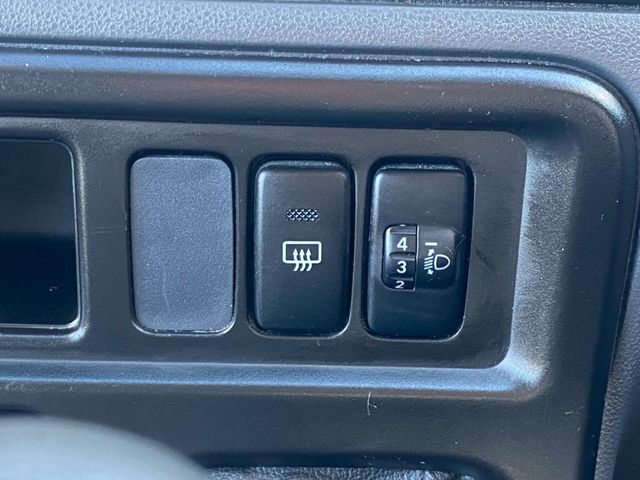 TOYOTA PIXIS van 2016