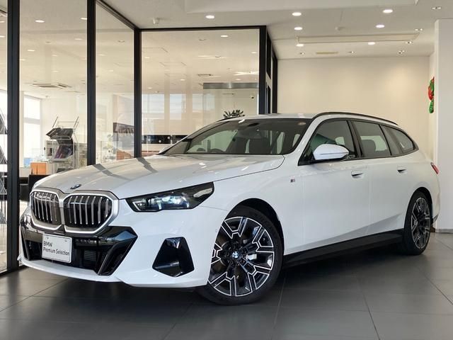 BMW BMW 5series TOURING 2025