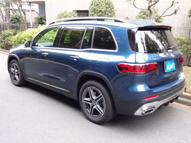 MERCEDES BENZ MERCEDES BENZ GLB 2023