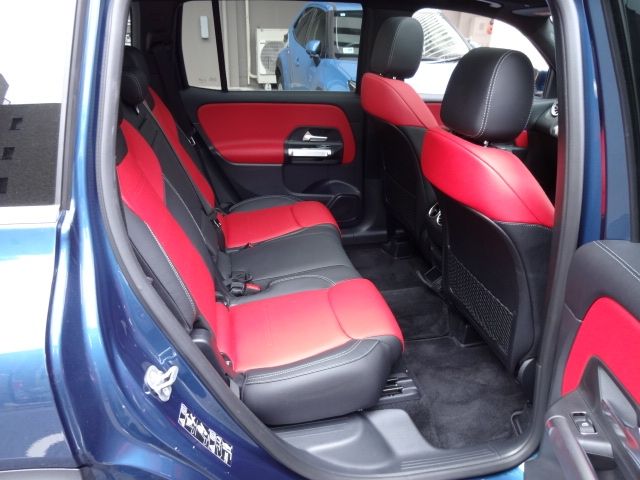 MERCEDES BENZ MERCEDES BENZ GLB 2023