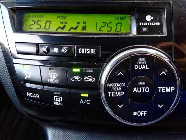 TOYOTA ESTIMA HYBRID 4WD 2014