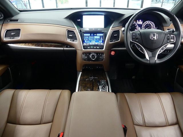 HONDA LEGEND HYBRID 2020