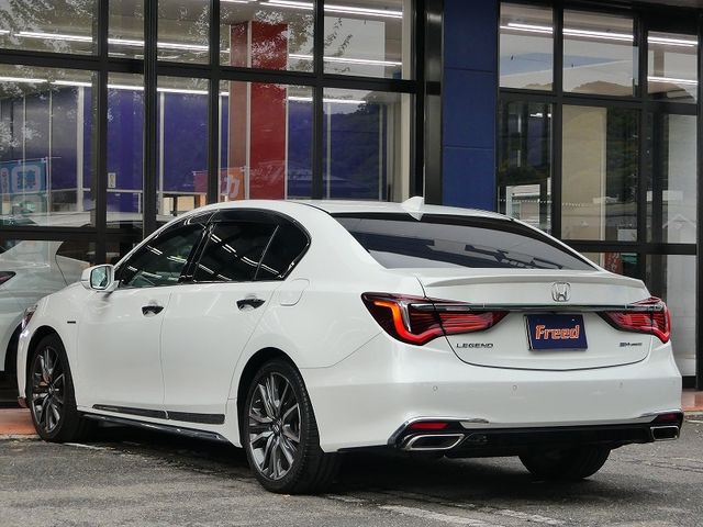 HONDA LEGEND HYBRID 2020