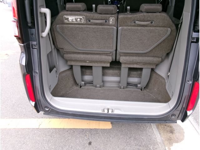 HONDA STEPWAGON 2019