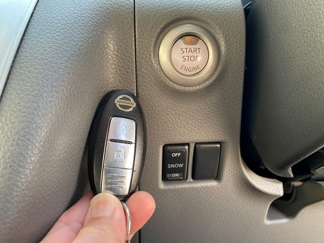 NISSAN NV350 CARAVAN WAGON 2012