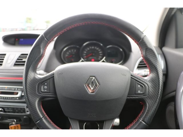 RENAULT RENAULT MEGANE ESTATE 2014