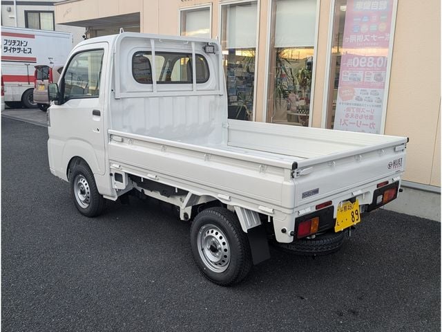 DAIHATSU HIJET truck 4WD 2025