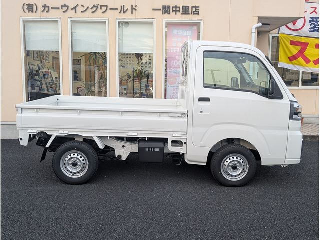 DAIHATSU HIJET truck 4WD 2025
