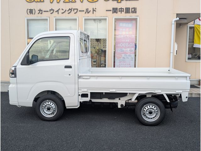 DAIHATSU HIJET truck 4WD 2025