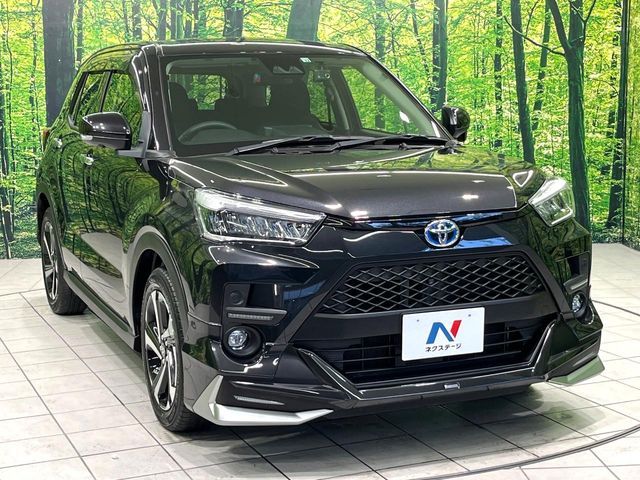 TOYOTA RAIZE HYBRID 2022