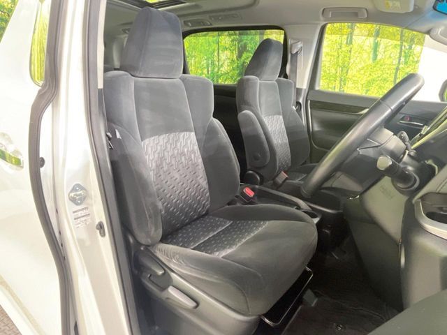 TOYOTA VELLFIRE 2015