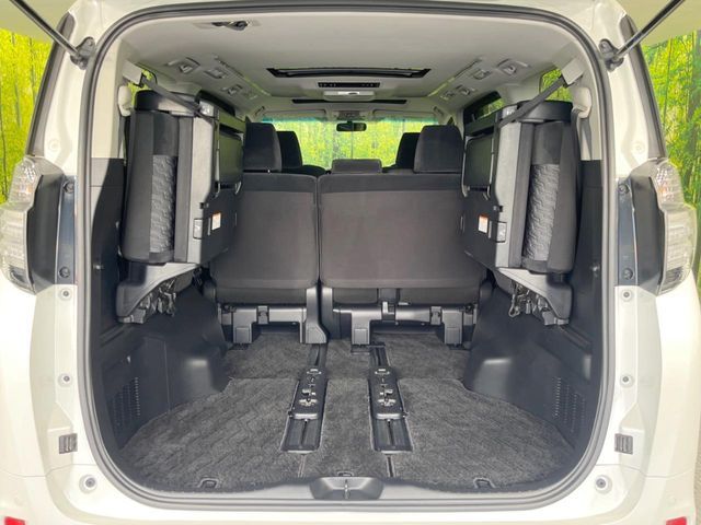 TOYOTA VELLFIRE 2015