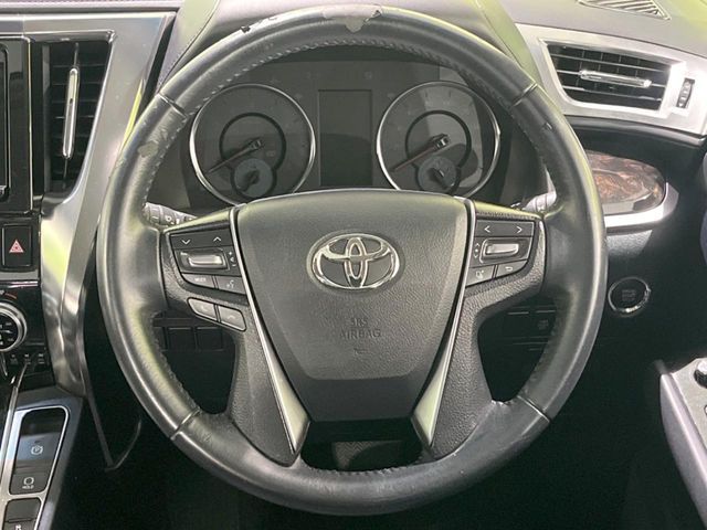 TOYOTA VELLFIRE 2015
