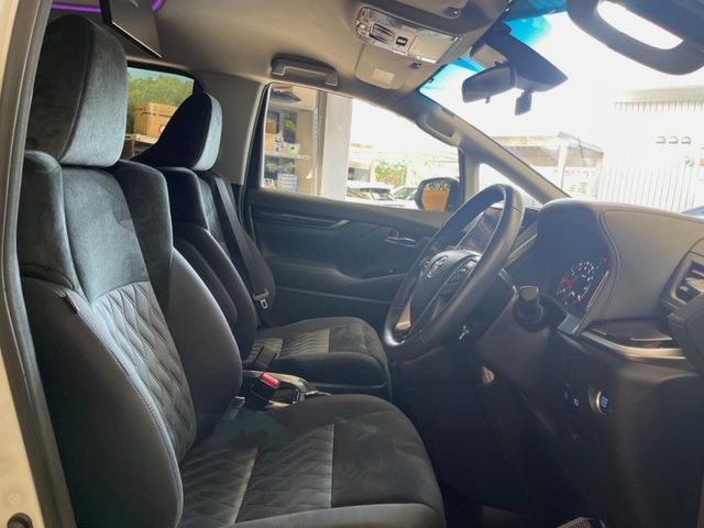 TOYOTA VELLFIRE 2018