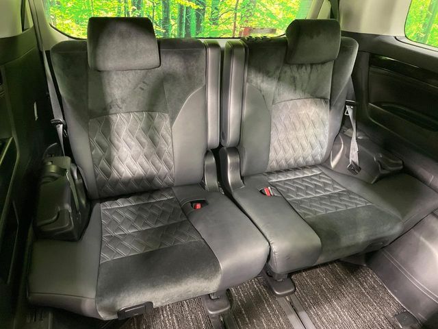 TOYOTA VELLFIRE 2017