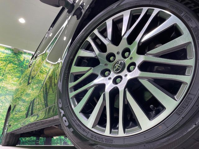 TOYOTA VELLFIRE 2017