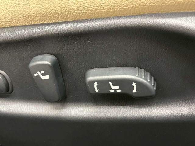 NISSAN FUGA HYBRID 2011