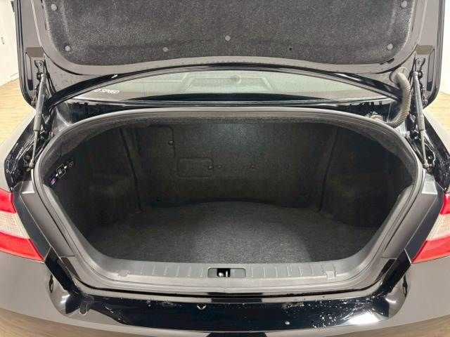 NISSAN FUGA HYBRID 2011