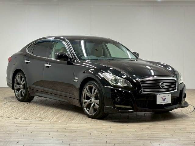 NISSAN FUGA HYBRID 2011