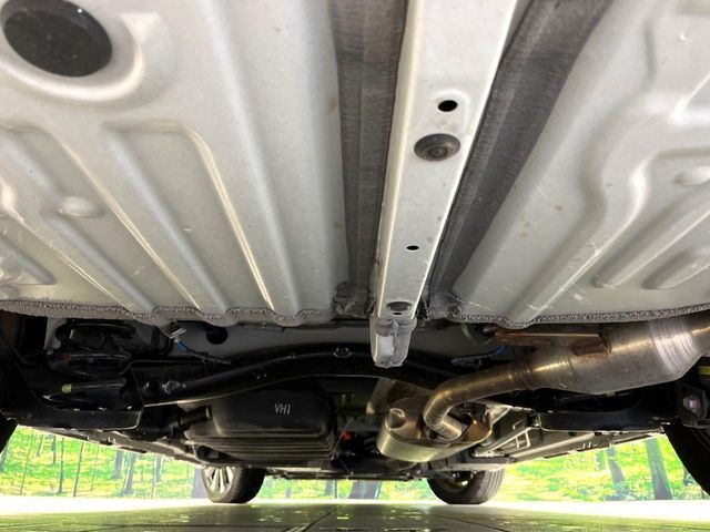 TOYOTA NOAH HYBRID 2023