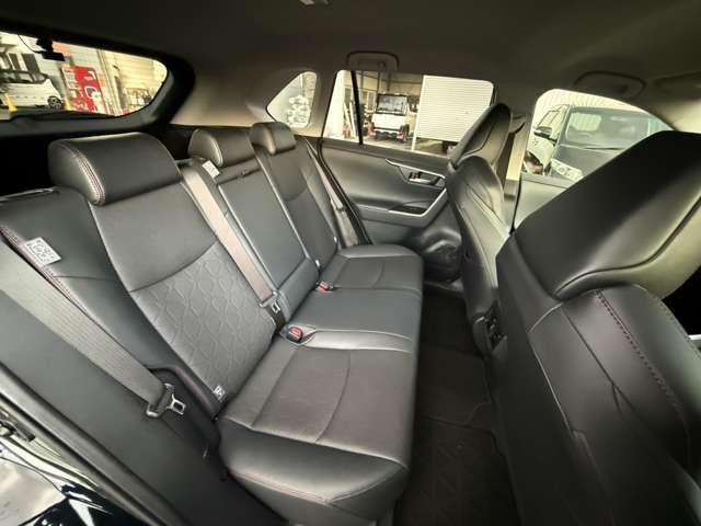 TOYOTA RAV4 4WD 2021