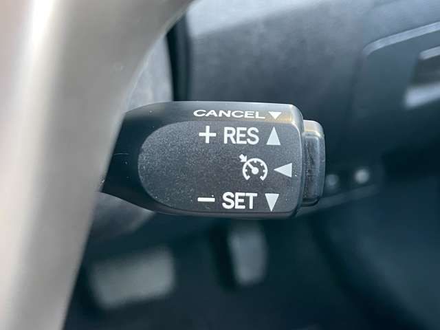 TOYOTA AVENSISWAGON 2013