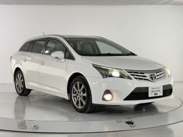 TOYOTA AVENSISWAGON 2013