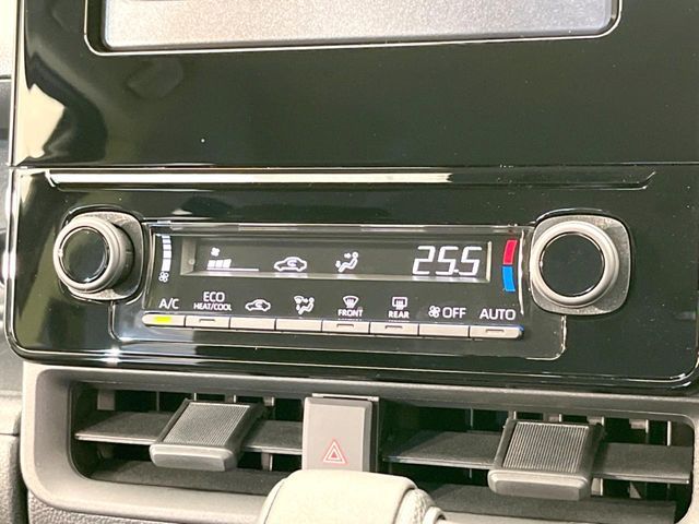 TOYOTA SIENTA HYBRID 2025