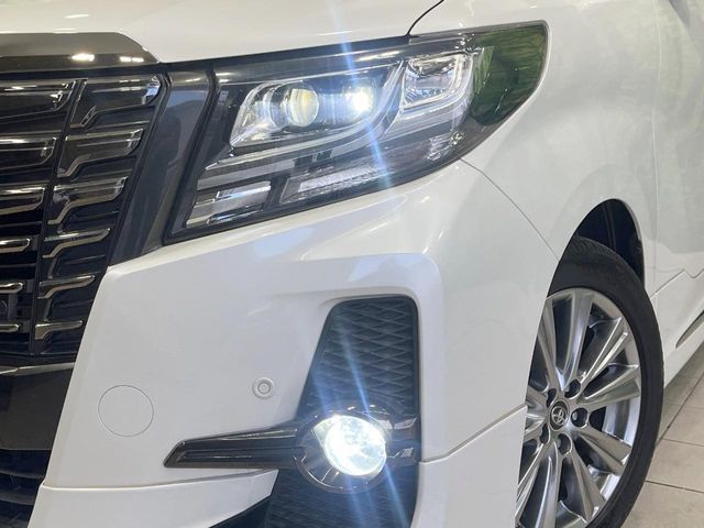 TOYOTA ALPHARD 2017