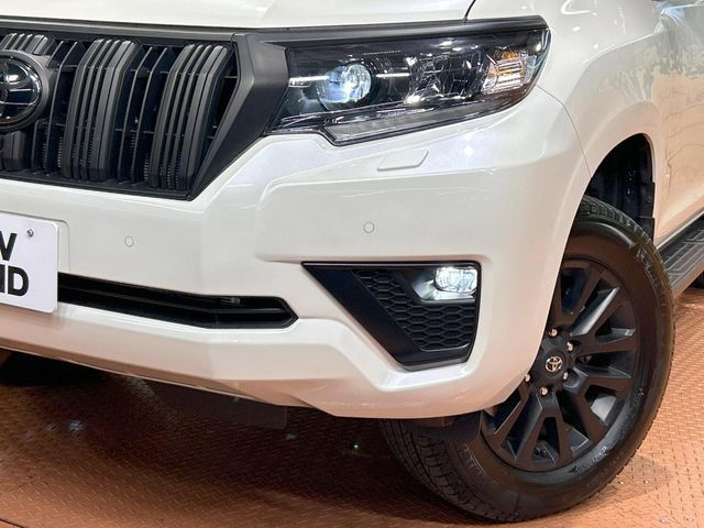 TOYOTA LANDCRUISER PRADO 2023