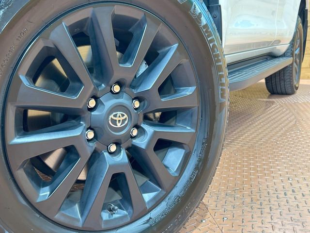 TOYOTA LANDCRUISER PRADO 2023