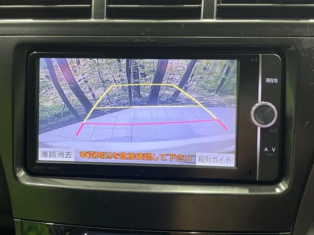 TOYOTA PRIUS Alpha 2014