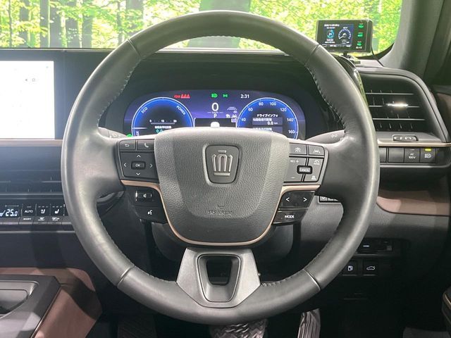 TOYOTA CROWN CROSSOVER 2023