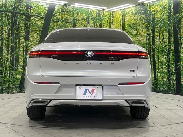 TOYOTA CROWN CROSSOVER 2023