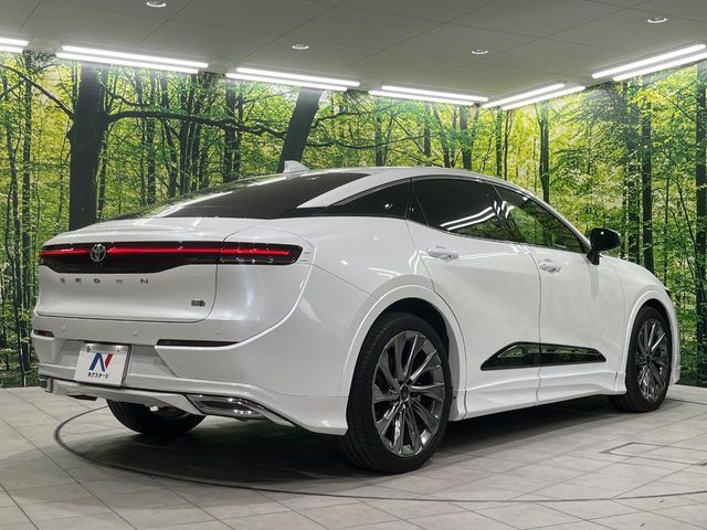 TOYOTA CROWN CROSSOVER 2023