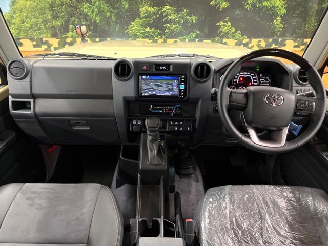 TOYOTA LANDCRUISER 70 2024