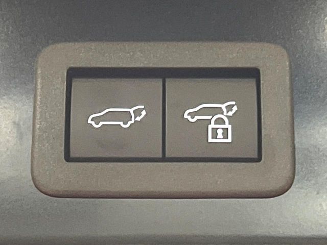 TOYOTA COROLLA CROSS HYBRID 2025