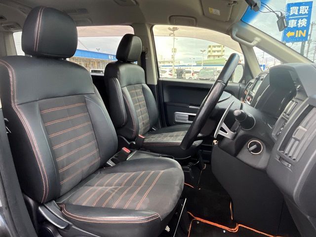 MITSUBISHI DELICA D:5 4WD 2017